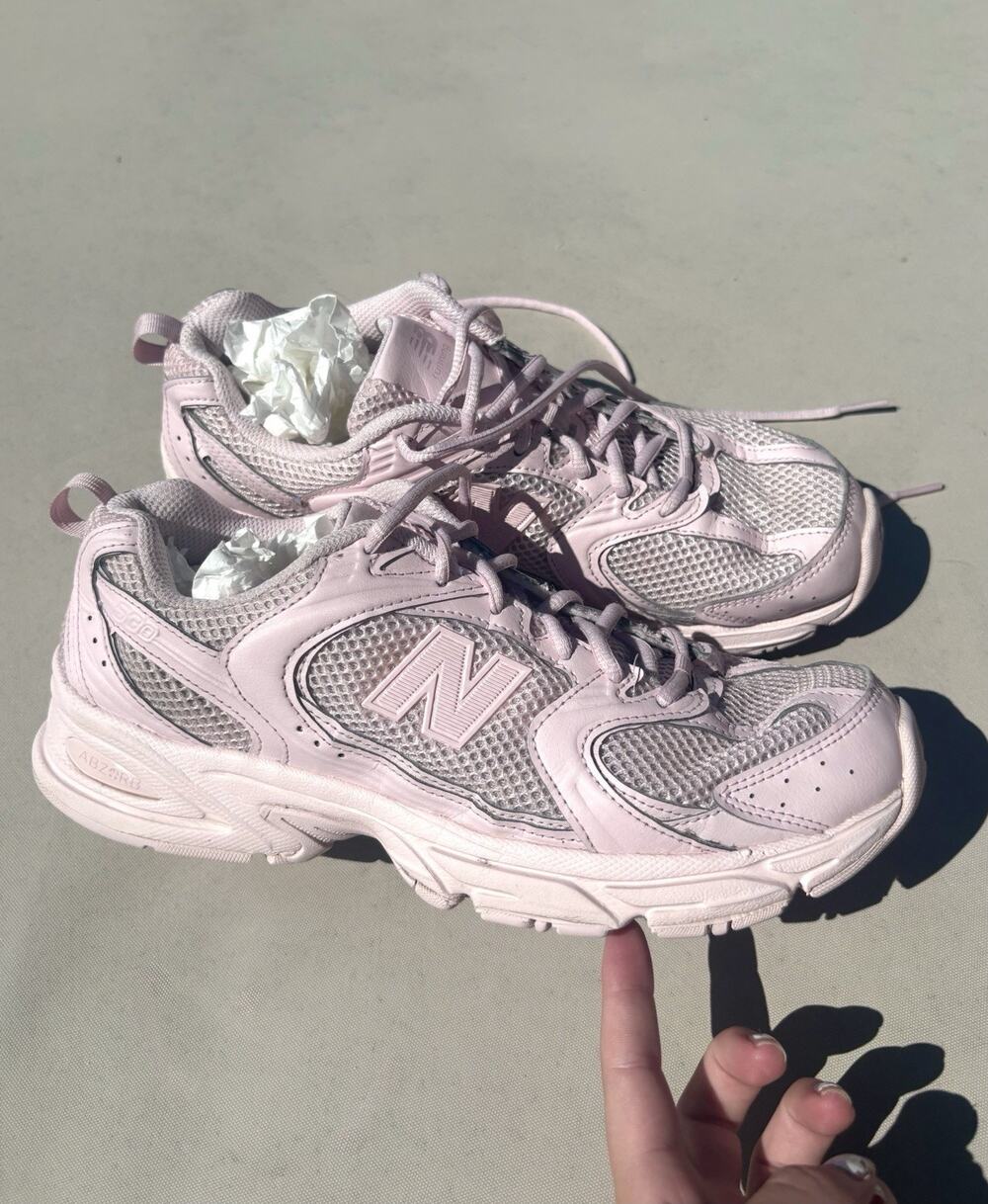 New Balance 530 Pink Mesh Sneakers Women’s Size 9.5